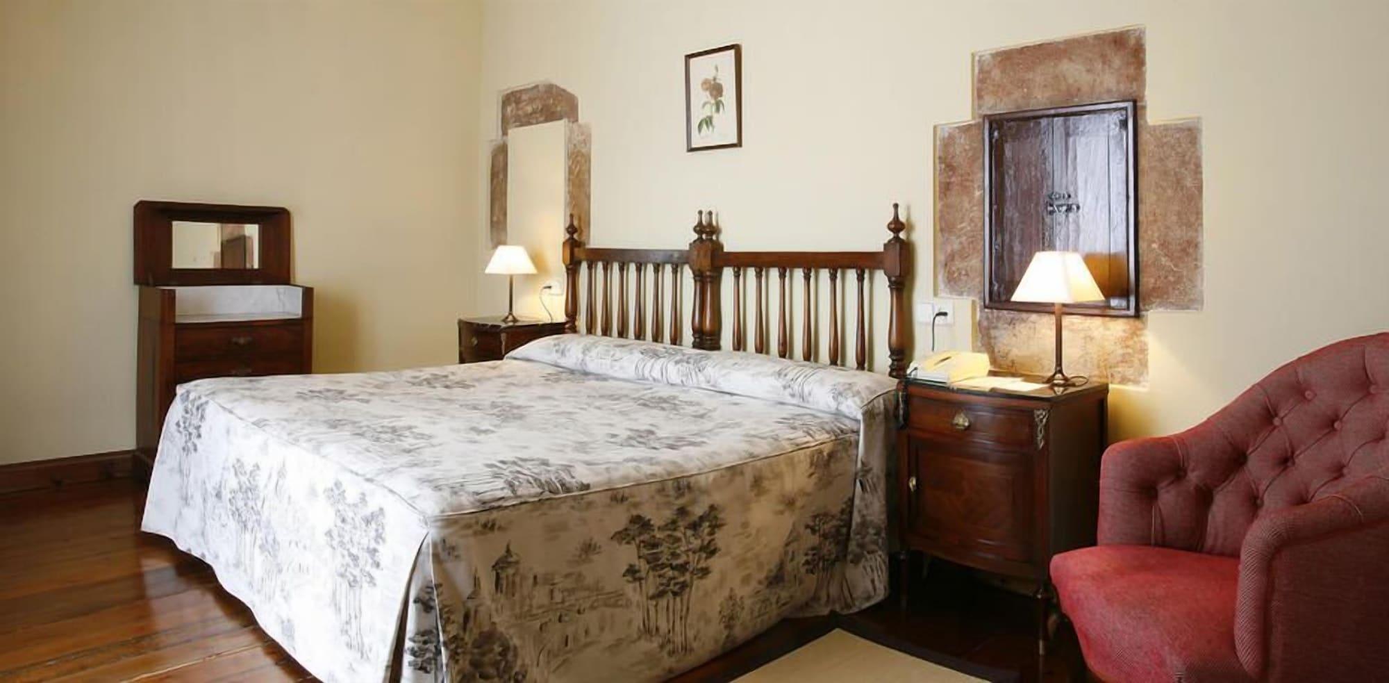 Hotel Casona del Busto Pravia Habitación foto