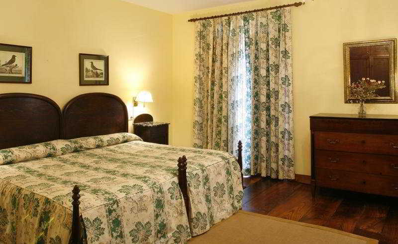 Hotel Casona del Busto Pravia Habitación foto